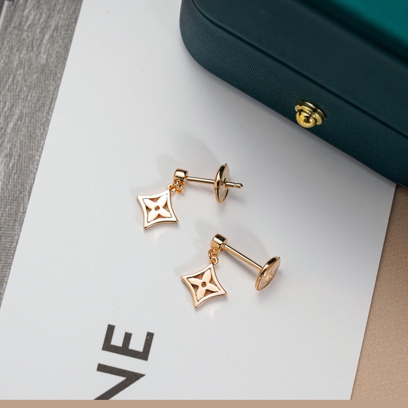 Ba*len*cia*ga earrings